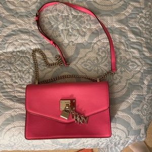 pink dkny purse